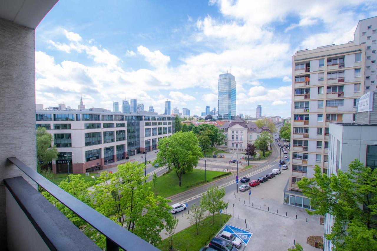 Amazing View And Great Location. Ratusz Arsenal. Apartamento Varsóvia Exterior foto